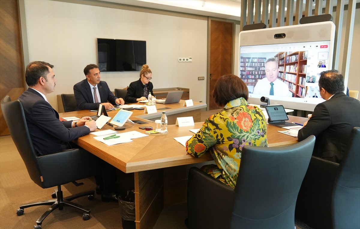 Çevre, Şehircilik ve İklim Değişikliği Bakanı Murat Kurum, Avustralya İklim Değişikliği ve Enerji...