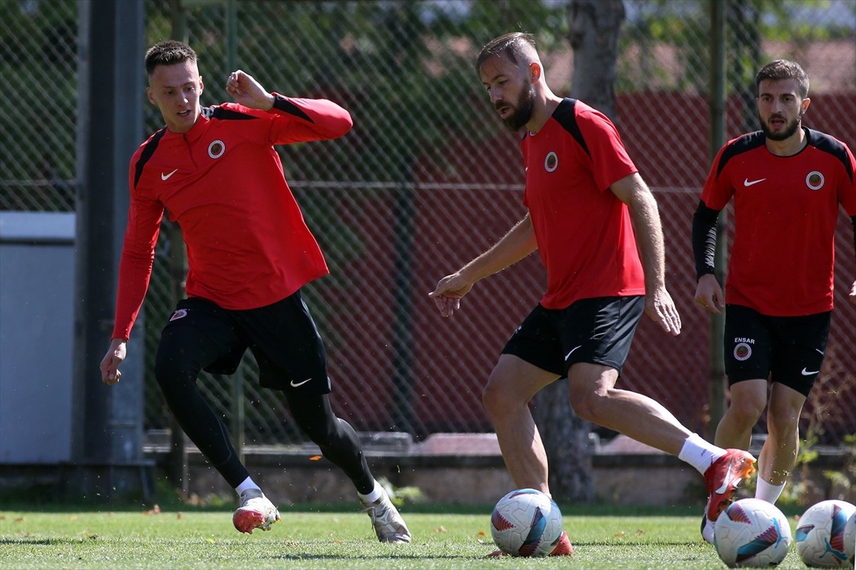 Gençlerbirliği, Trendyol 1. Lig'in 6. haftasında yarın deplasmanda Siltaş Yapı Pendikspor ile...