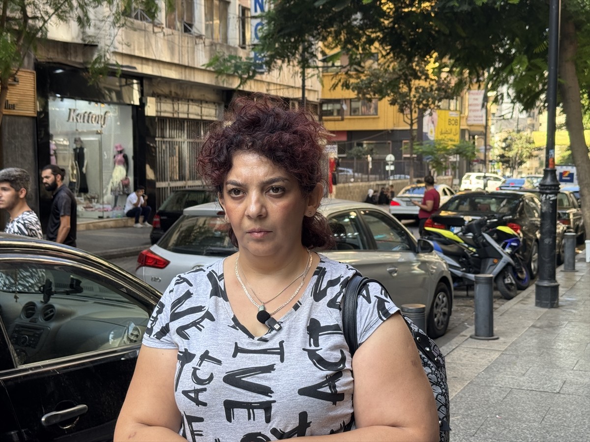 Lübnan'da iki gün üst üste bazı iletişim cihazlarının uzaktan patlatılarak 37 kişinin öldürülmesi...