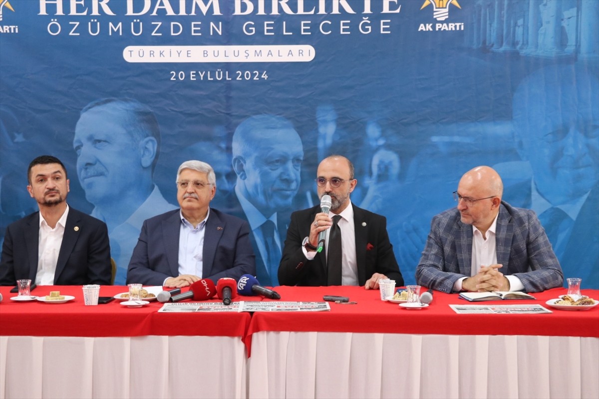 "Türkiye Buluşmaları" programı kapsamında Burdur'a gelen AK Parti Genel Başkan Yardımcısı Vedat...