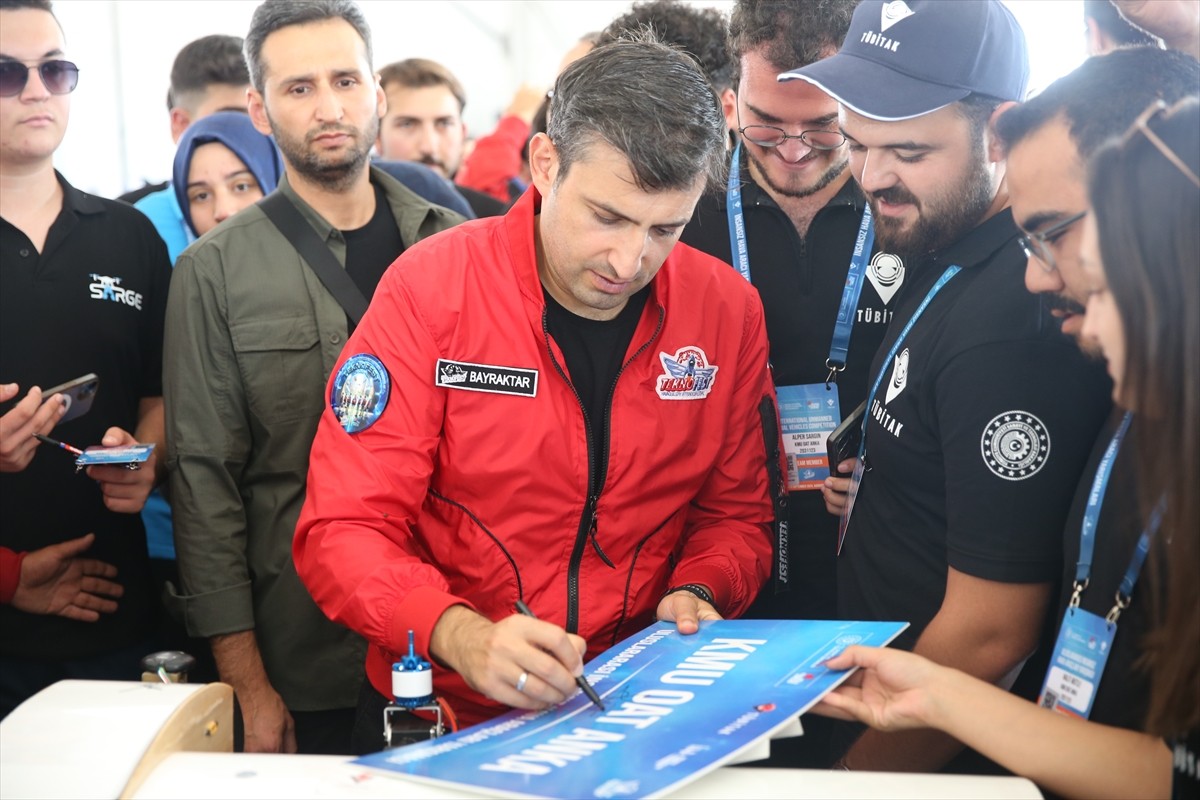 TEKNOFEST Yönetim Kurulu ve Türkiye Teknoloji Takımı Vakfı Mütevelli Heyeti Başkanı Selçuk...