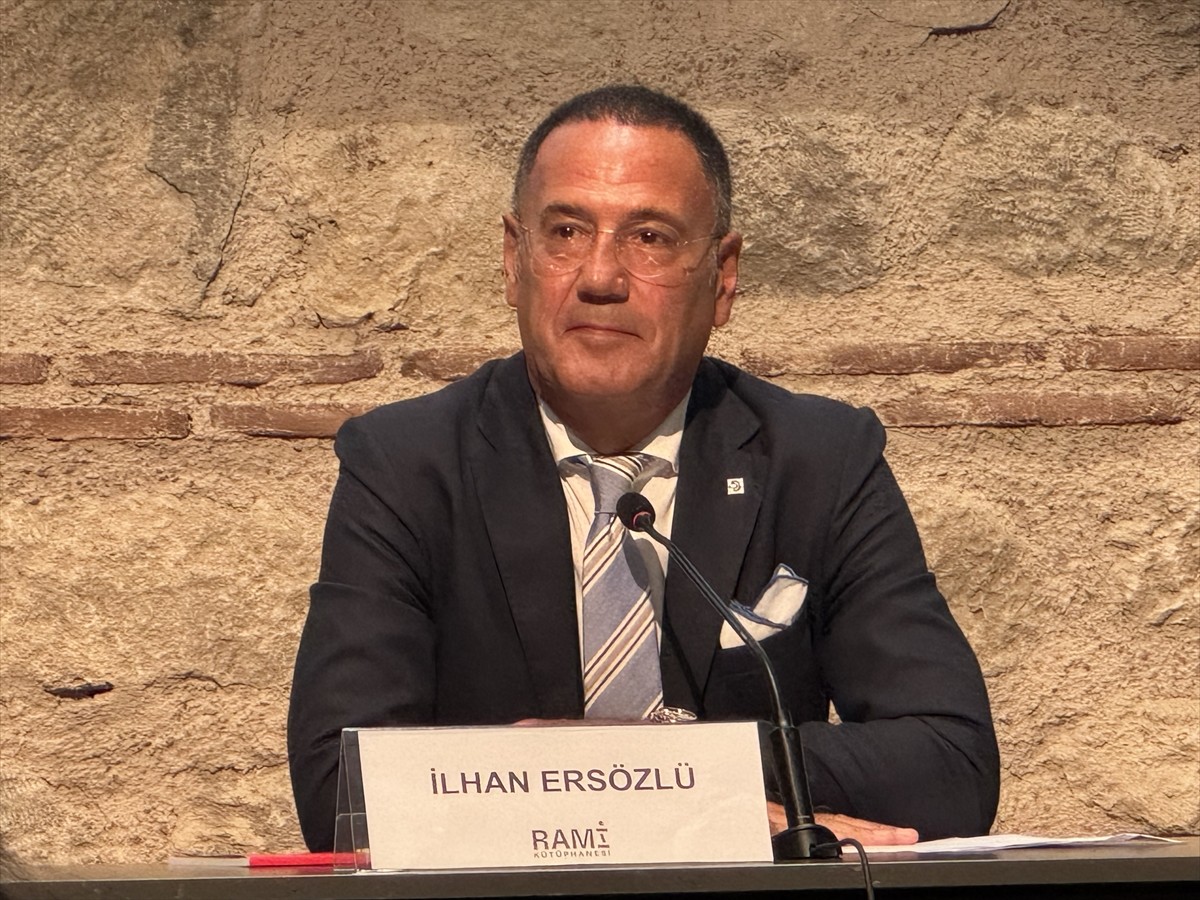 Tüyap Fuarcılık Grubu tarafından, Türkiye Yayıncılar Birliği iş birliğiyle düzenlenen 41....