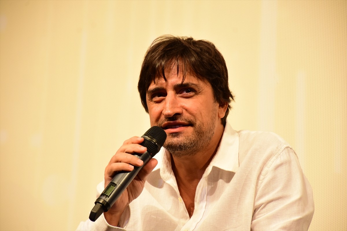 61. Uluslararası Antalya Altın Portakal Film Festivali kapsamında, "Savrulan Zaman" filminin...