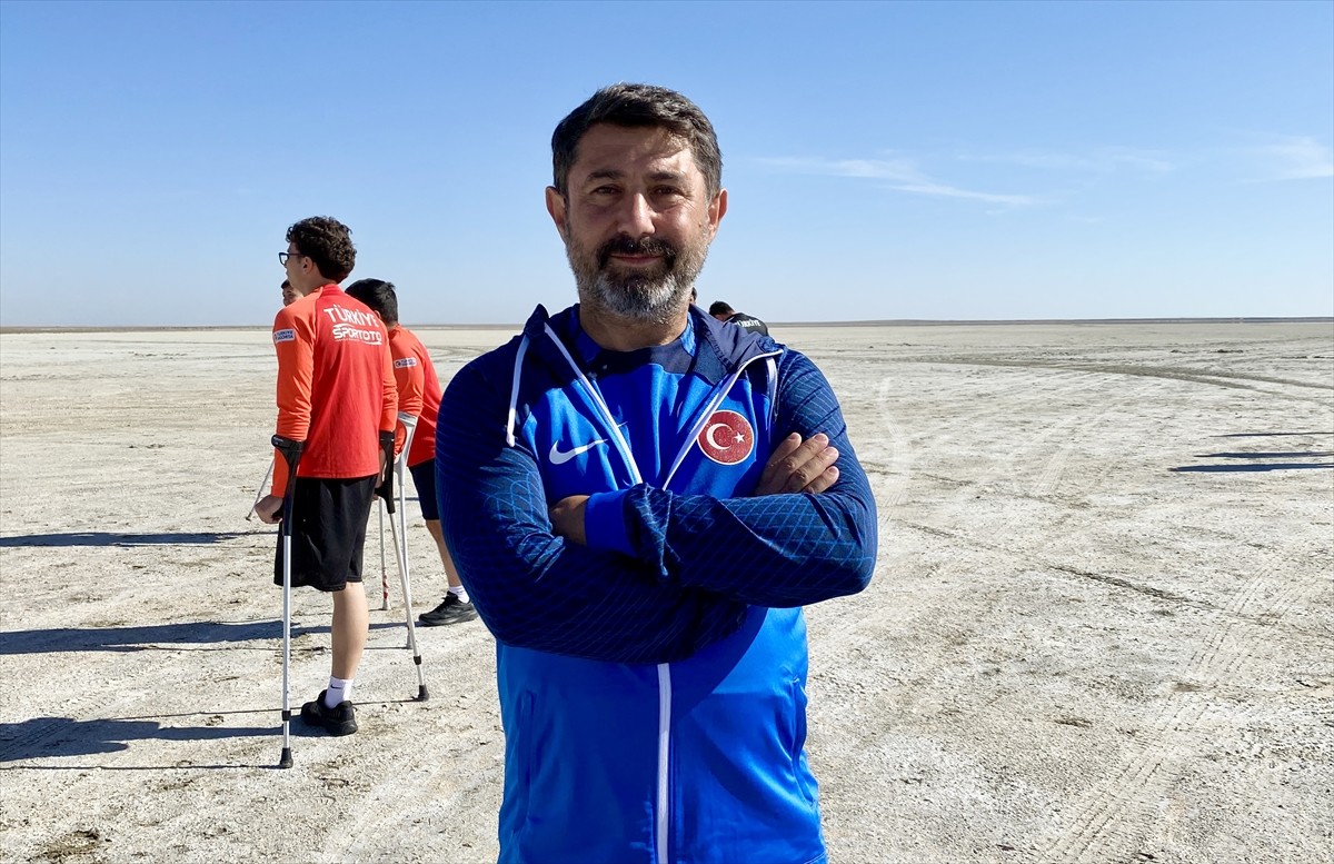 Ampute Milli Futbol Takımı, Seyfe Gölü Kuş Cenneti'ndeki kuraklığa dikkati çekti. Arnavutluk'taki...