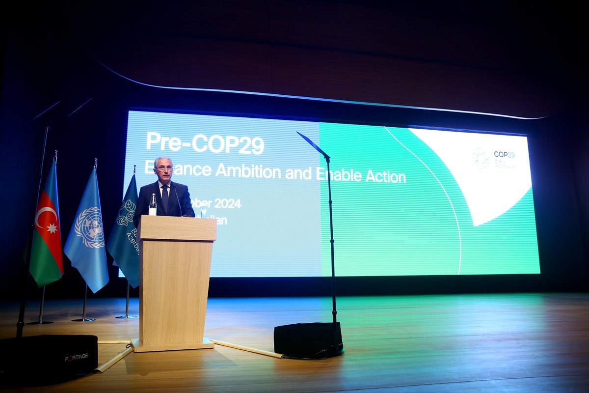 Bakü'de, Azerbaycan'ın 11-22 Kasım tarihlerinde ev sahipliği yapacağı Birleşmiş Milletler (BM)...