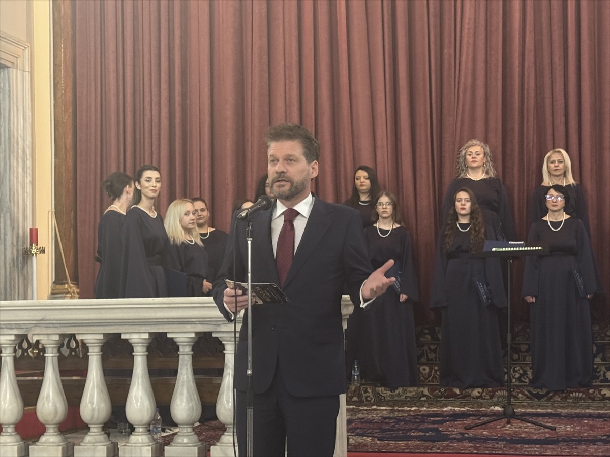 Kuzey Makedonya'nın ünlü kadın korosu "Menada", Beyoğlu Surp Asdvadzadzin Ermeni Katolik...