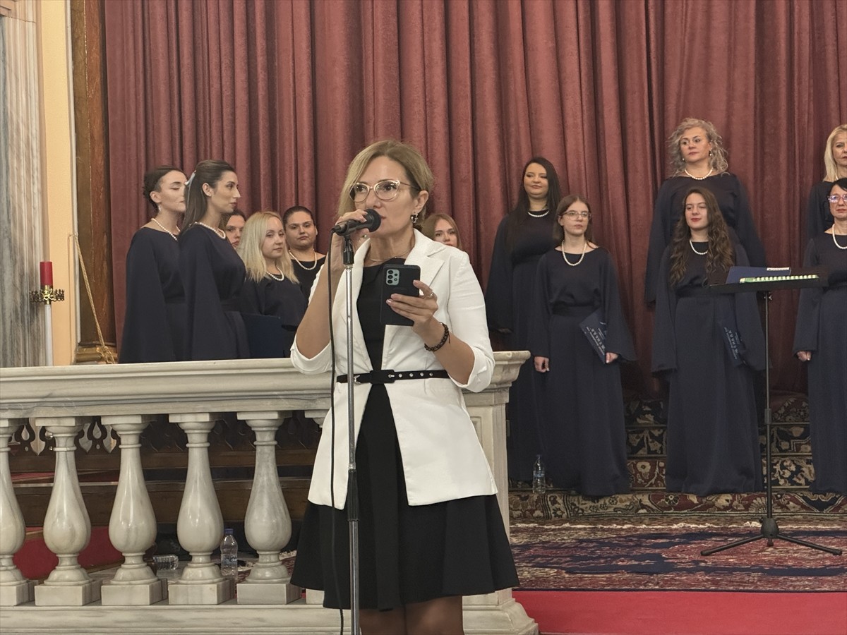 Kuzey Makedonya'nın ünlü kadın korosu "Menada", Beyoğlu Surp Asdvadzadzin Ermeni Katolik...