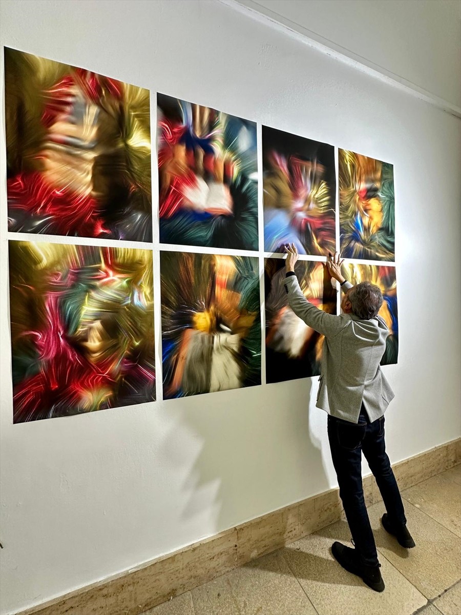 Fotoğraf sanatçısı Temel Nal'ın "DataWorld - PandoraUtopiaRisk" adlı sergisi 65. Münih Kitap Fuarı...