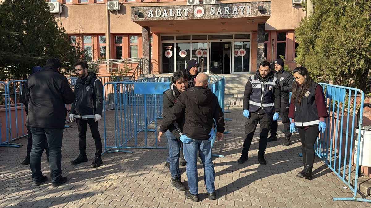 Karabük'te, Filyos Çayı'nda cesedi bulunan Gabon uyruklu üniversite öğrencisi Jeannah Danys...