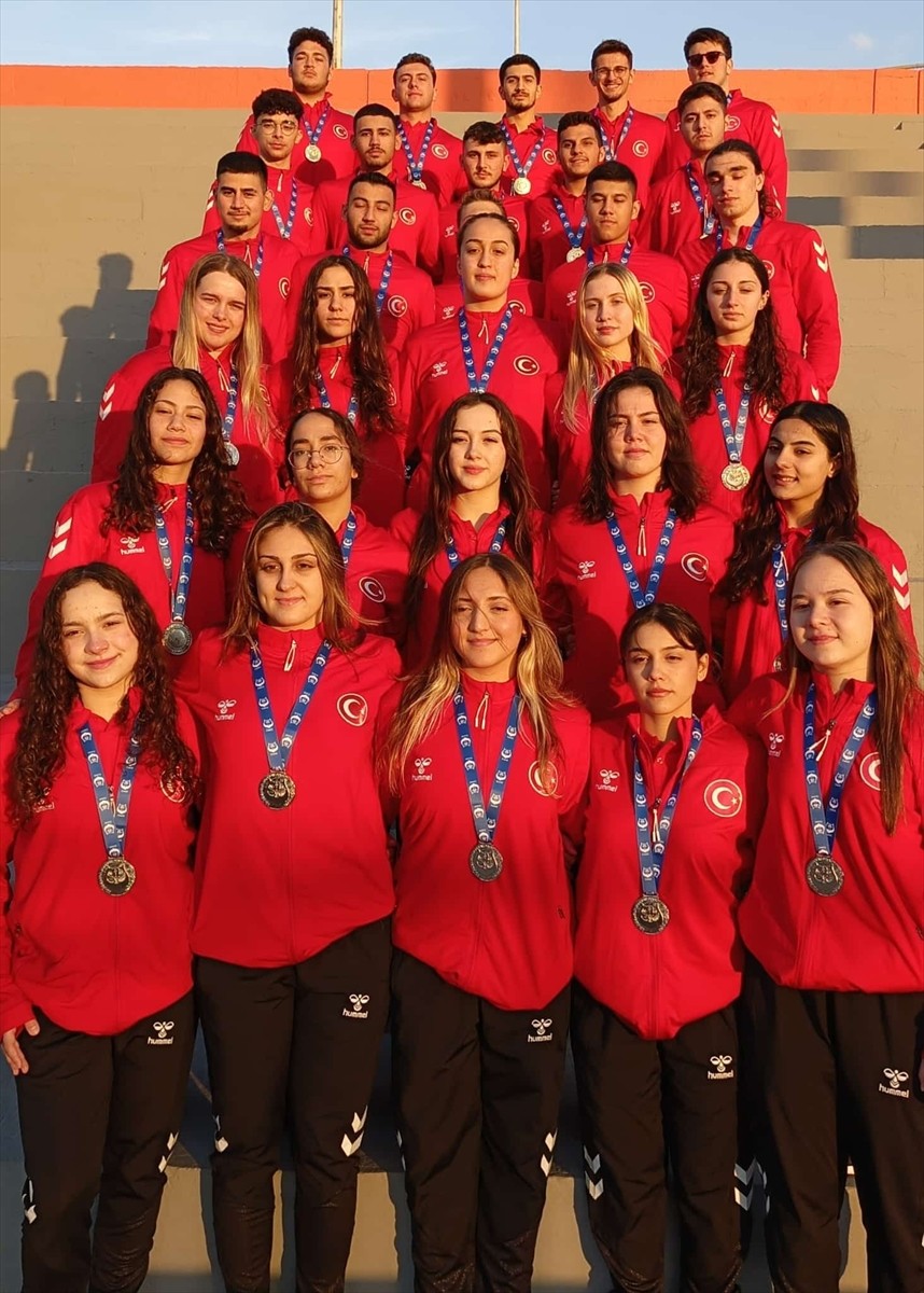 Sualtı Ragbi Genç Erkek Milli Takımı, Avrupa Şampiyonası'nda altın, genç kadın milli takımı da...