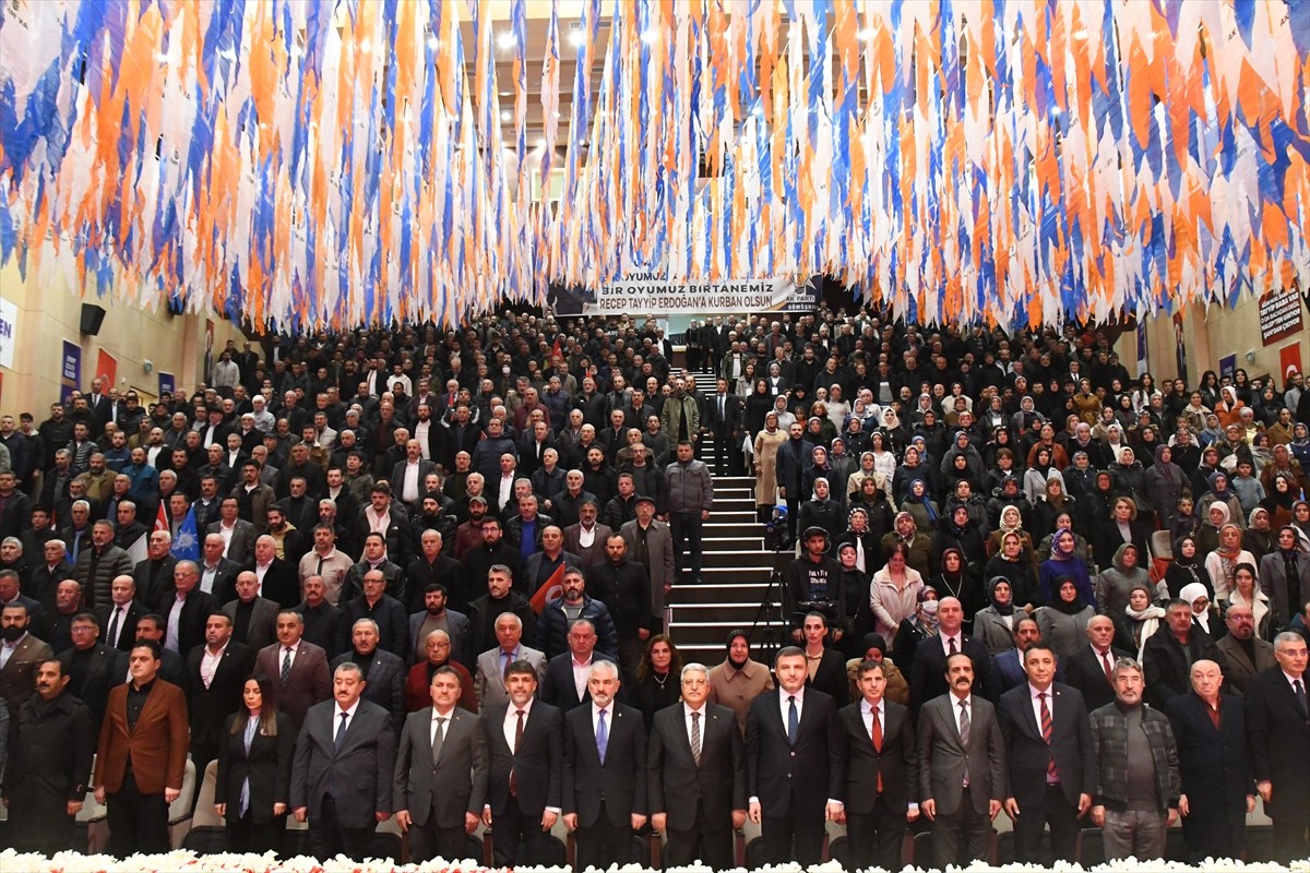 AK Parti Genel Başkan Yardımcısı Vedat Demiröz, Dr. Mustafa Çalık Kongre Merkezi'nde düzenlenen AK...