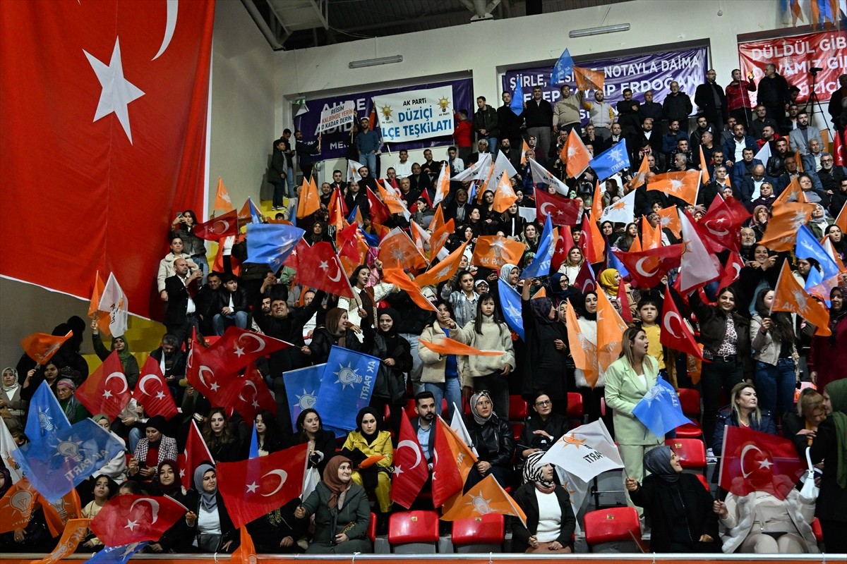 AK Parti Osmaniye 8. Olağan İl Kongresi, Tosyalı Spor Salonu’nda gerçekleştirildi. Kongreye...