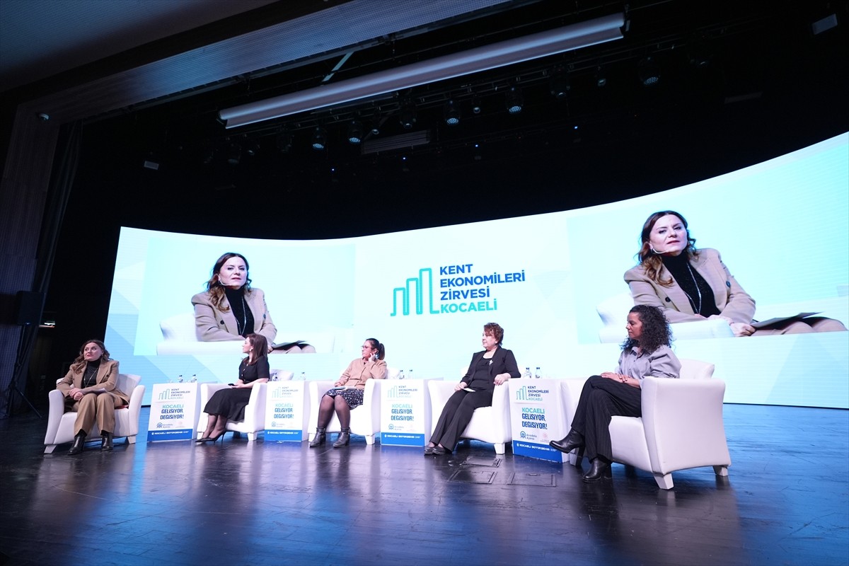 Anadolu Ajansının (AA) düzenlediği, Sanayi ve Teknoloji Bakanlığının desteklediği "Kocaeli Kent...