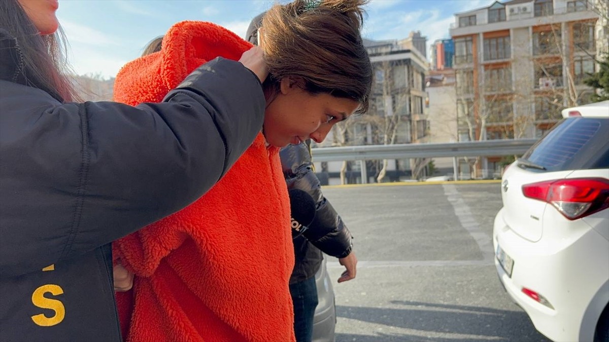 Avcılar'da bir iş yeri sahibinin oğlunu kaçırıp 13 milyon fidye isteyen 1'i kadın 4 şüpheli...