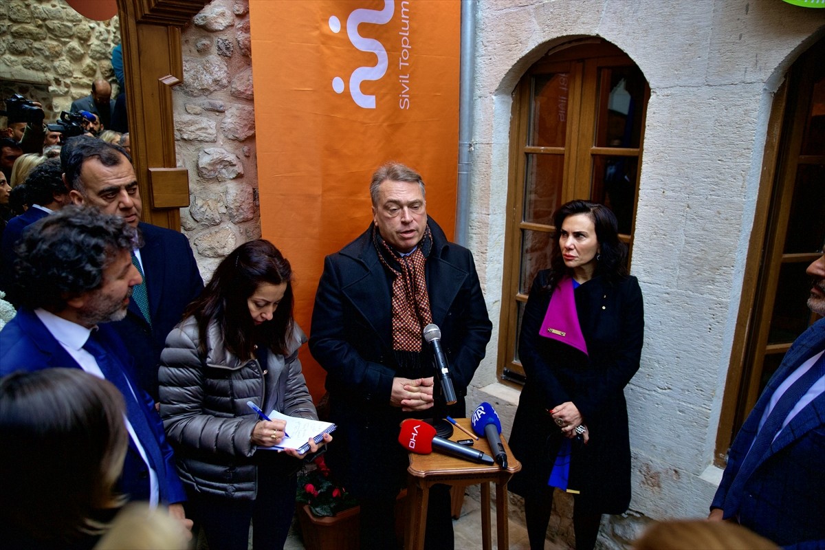 Avrupa Birliği (AB) Türkiye Delegasyonu Başkanı Büyükelçi Thomas Hans Ossowski, Hatay'da...