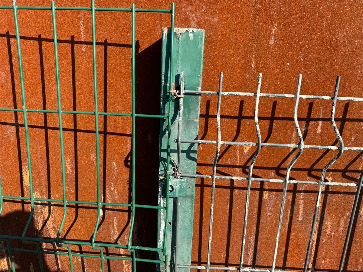 Bayrampaşa'da iki kişinin yaslandıkları korkuluğun kırılması sonucu Büyük İstanbul Otogarı'nın...