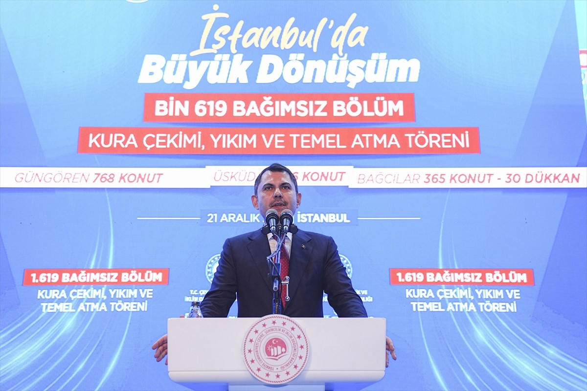 Çevre, Şehircilik ve İklim Değişikliği Bakanı Murat Kurum, Güngören Gösteri Merkezi'nde, kentsel...