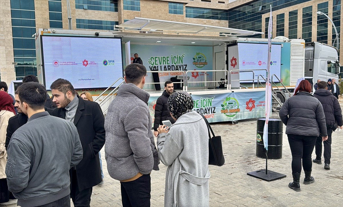 Çevre, Şehircilik ve İklim Değişikliği Bakanlığına bağlı Türkiye Çevre Ajansı tarafından gençlerin...