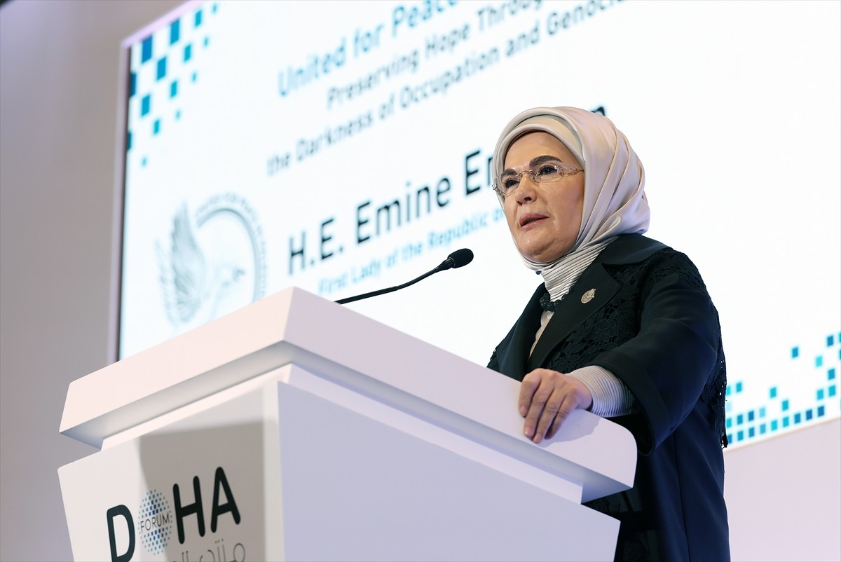  Cumhurbaşkanı Recep Tayyip Erdoğan'ın eşi Emine Erdoğan, Katar'ın başkenti Doha'da "Doha Forum...