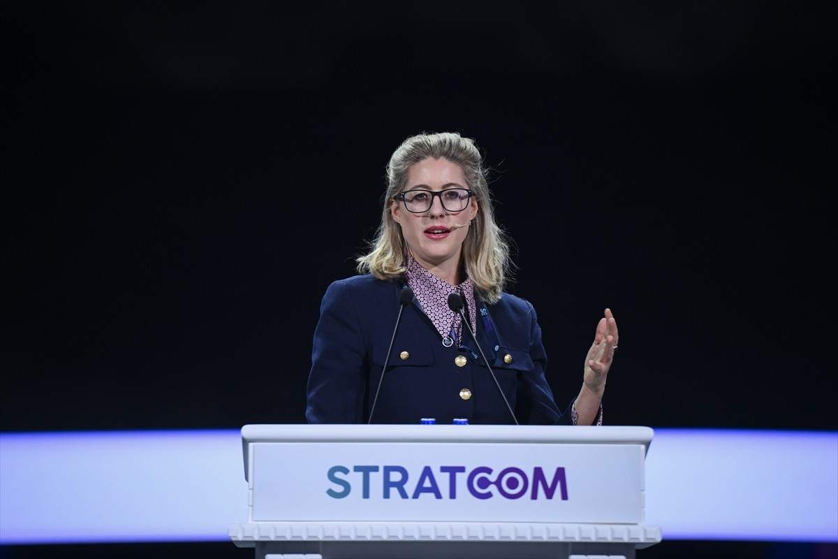 Cumhurbaşkanlığı İletişim Başkanlığınca, "İletişimde Yapay Zeka: Eğilimler, Tuzaklar ve Dönüşüm"...