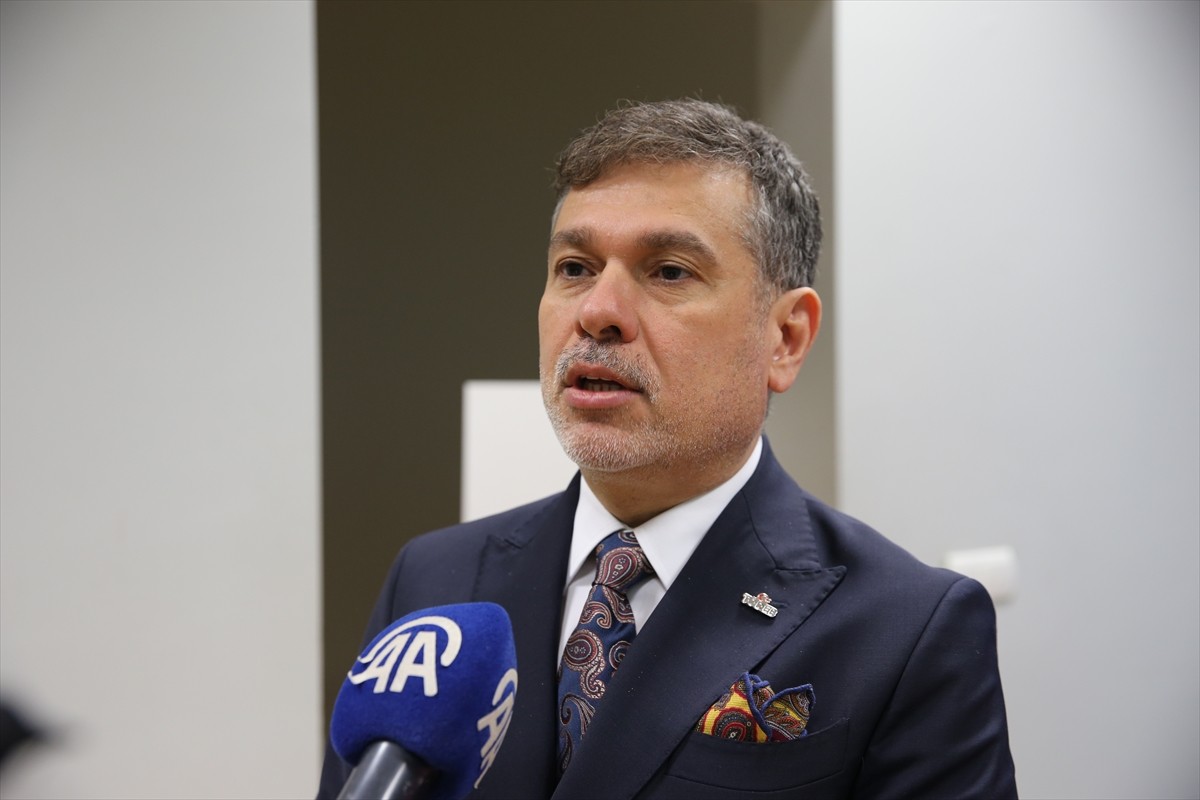 Cumhurbaşkanlığı İnsan Kaynakları Ofisinin koordinasyonunda, genç yetenekler ile iş dünyası...