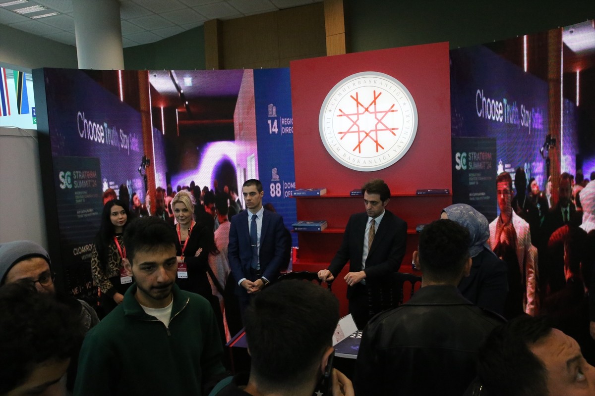 Cumhurbaşkanlığı İnsan Kaynakları Ofisinin koordinasyonunda, genç yetenekler ile iş dünyası...