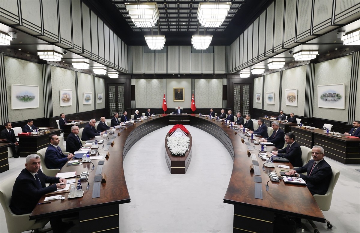 Cumhurbaşkanlığı Kabinesi, Cumhurbaşkanı Recep Tayyip Erdoğan başkanlığında toplandı.