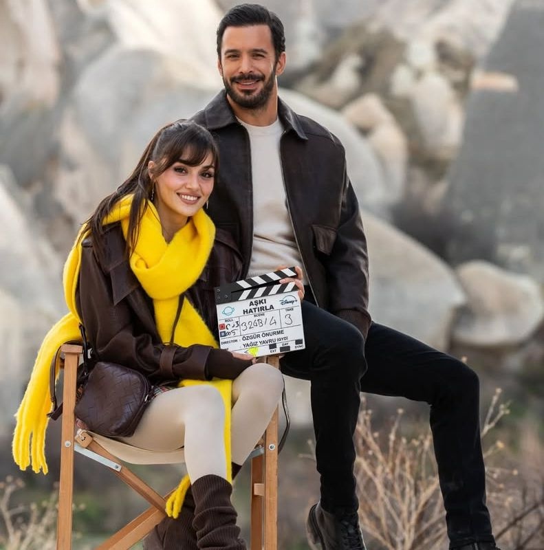 Disney'in Yeni Dizisi 'Aşkı Hatırla'dan İlk Kareler ve Detaylar