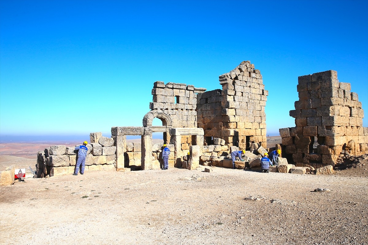 Diyarbakır'da, Roma İmparatorluğu döneminde "askeri yerleşim" olarak kullanılan 3 bin yıllık...