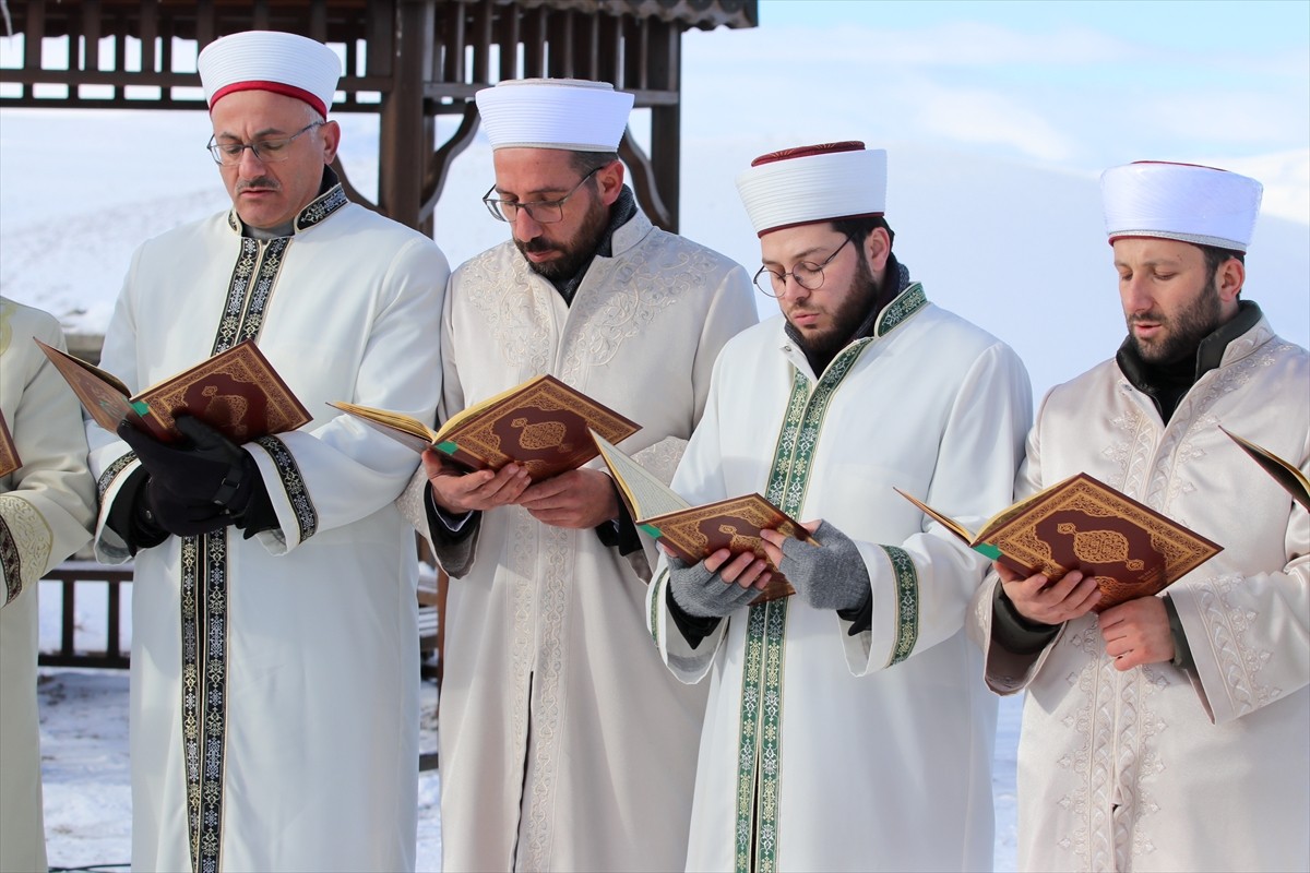 Erzurum'da şehrin ve ülkenin afet ile belalardan korunması için yaklaşık 500 yıldır devam eden...