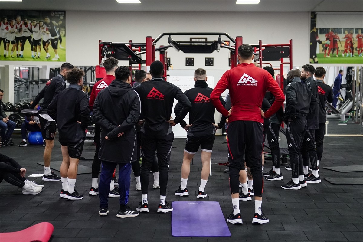 Gaziantep FK, Trendyol Süper Lig'in 18. haftasında 5 Ocak Cumartesi günü Kasımpaşa ile oynayacağı...