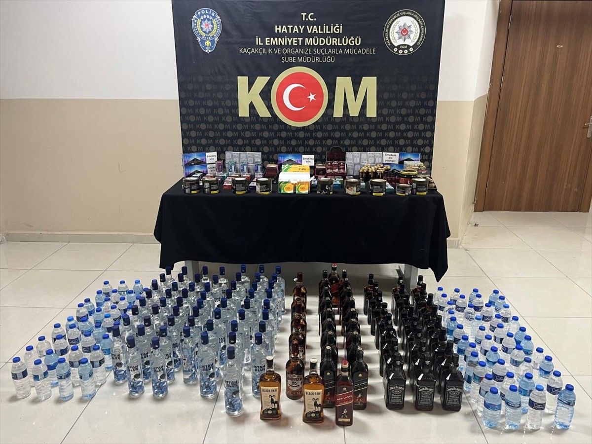 Hatay'da 1284 litre sahte içki ele geçirilen operasyonda 7 şüpheli gözaltına alındı.