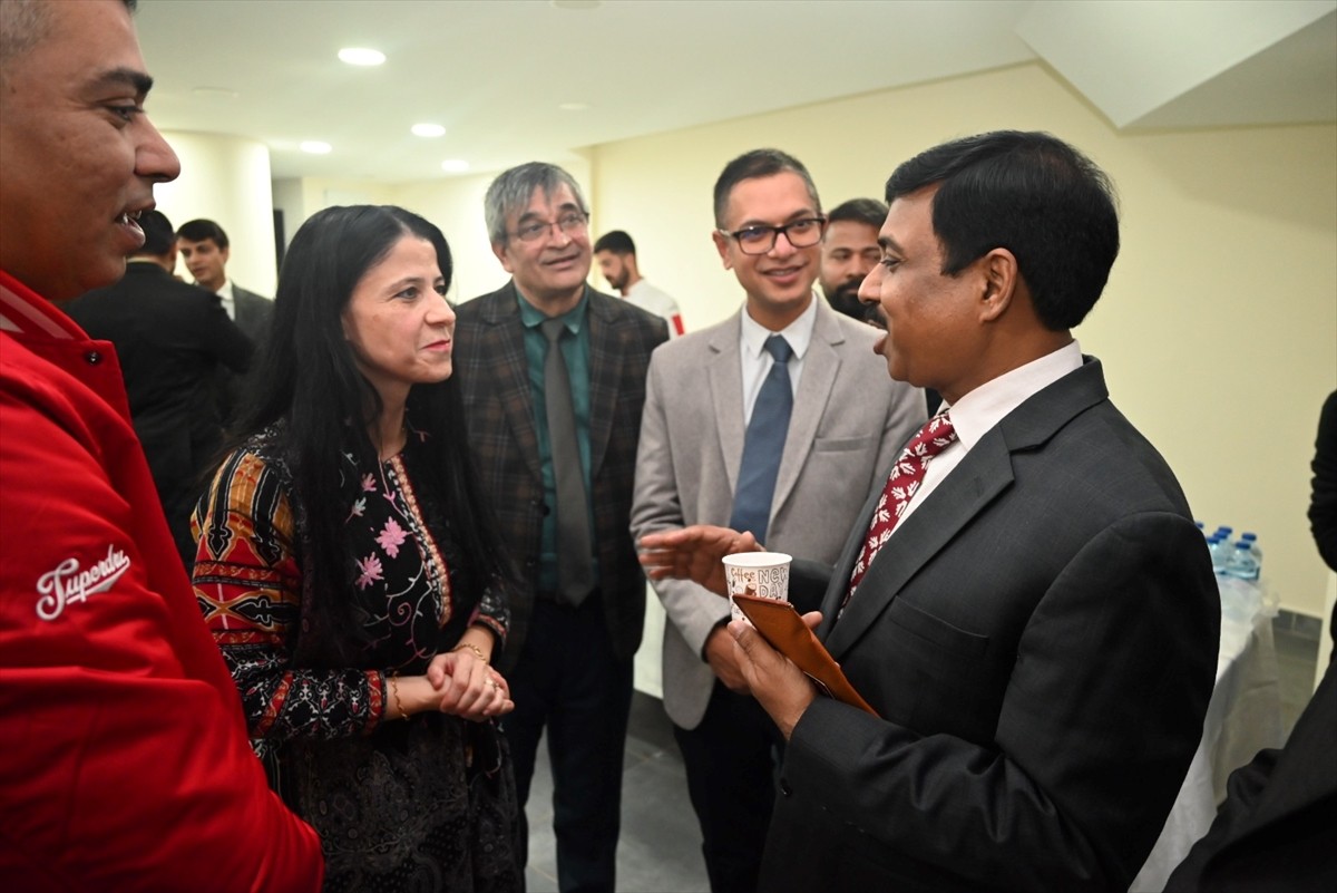 Hindistan'ın Ankara Büyükelçiliği tarafından, kamu diplomasisi faaliyetleri kapsamında, ödüllü...