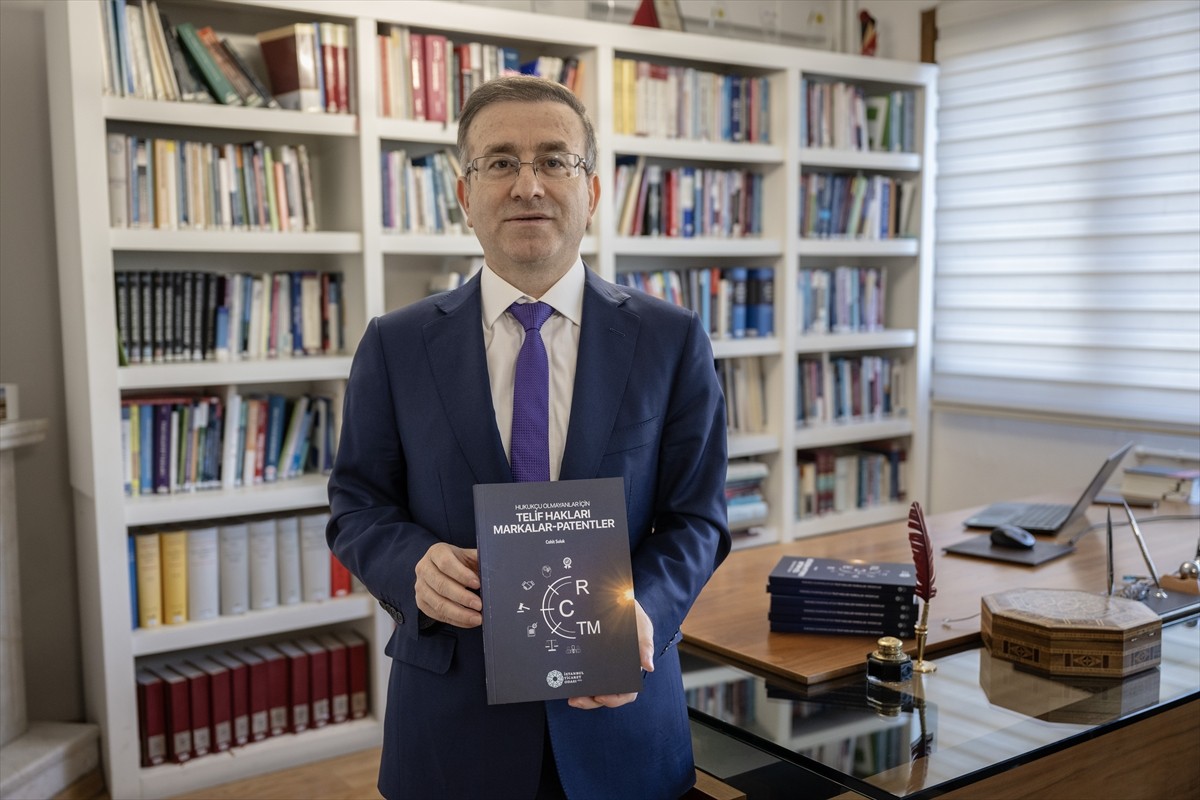 Hukukçu olmayanların fikri mülkiyet hakkını öğrenebilmesi, karar alma süreçlerinde telif...