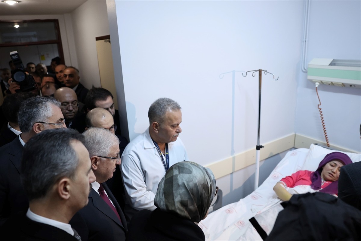 İçişleri Bakanı Ali Yerlikaya, Milli Savunma Bakanı Yaşar Güler, Çalışma ve Sosyal Güvenlik Bakanı...