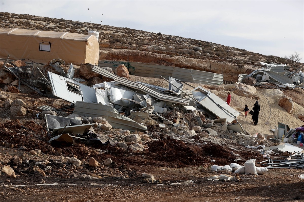 İşgal altındaki Batı Şeria'nın kuzeyindeki Tuveyyil köyündeki Filistinliler, İsrail tarafından...