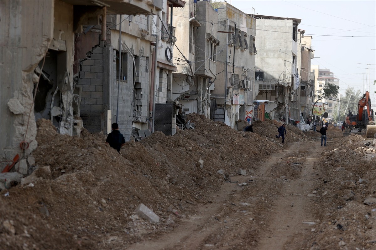 İsrail ordusunun, işgal altındaki Batı Şeria'nın Tulkerim kentinde iki gün süren ve 9...