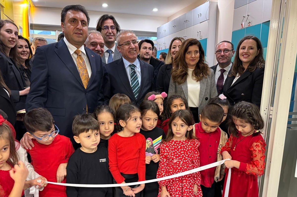 İstanbul İl Milli Eğitim Müdürlüğünce hayata geçirilen ''Okul Öncesi Müzik Eğitimi Uygulayan Okul...