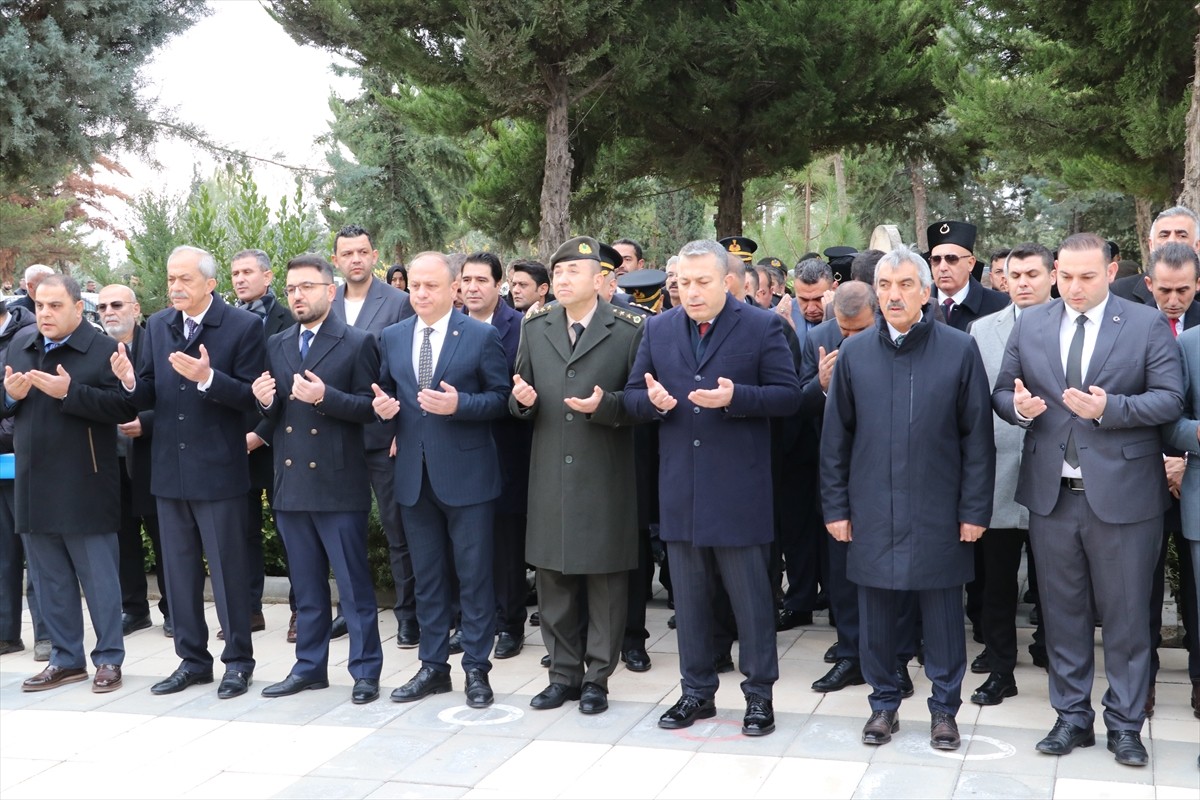 Kilis'in düşman işgalinden kurtuluşunun 103. yıl dönümü törenle kutlandı. Program, Vali Tahir...