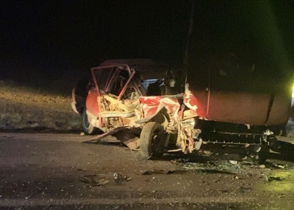 Konya’nın Sarayönü ilçesinde meydana gelen trafik kazasında 6 kişi yaralandı.