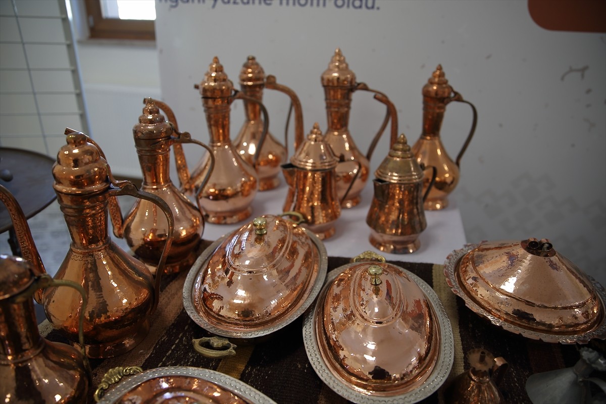 Kültür ve Turizm Bakanlığı ile Çorum Belediyesince düzenlenen "Geleneksel El Sanatları Festivali"...