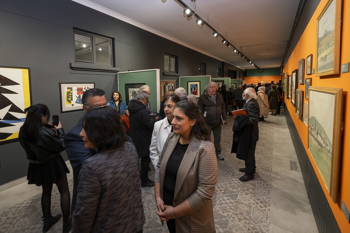 Kültür ve Turizm Bakanlığına bağlı Ankara Devlet Güzel Sanatlar Galerisi'nin Başkent Millet...