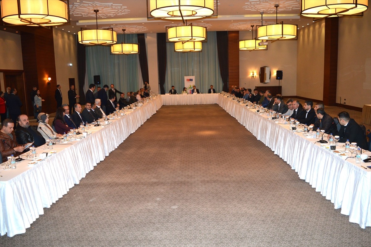 Mardin'de, "Mesleki ve Teknik Eğitim Yoluyla Sosyal ve Ekonomik Uyum Projesi (SEUP)" kapsamında 4...