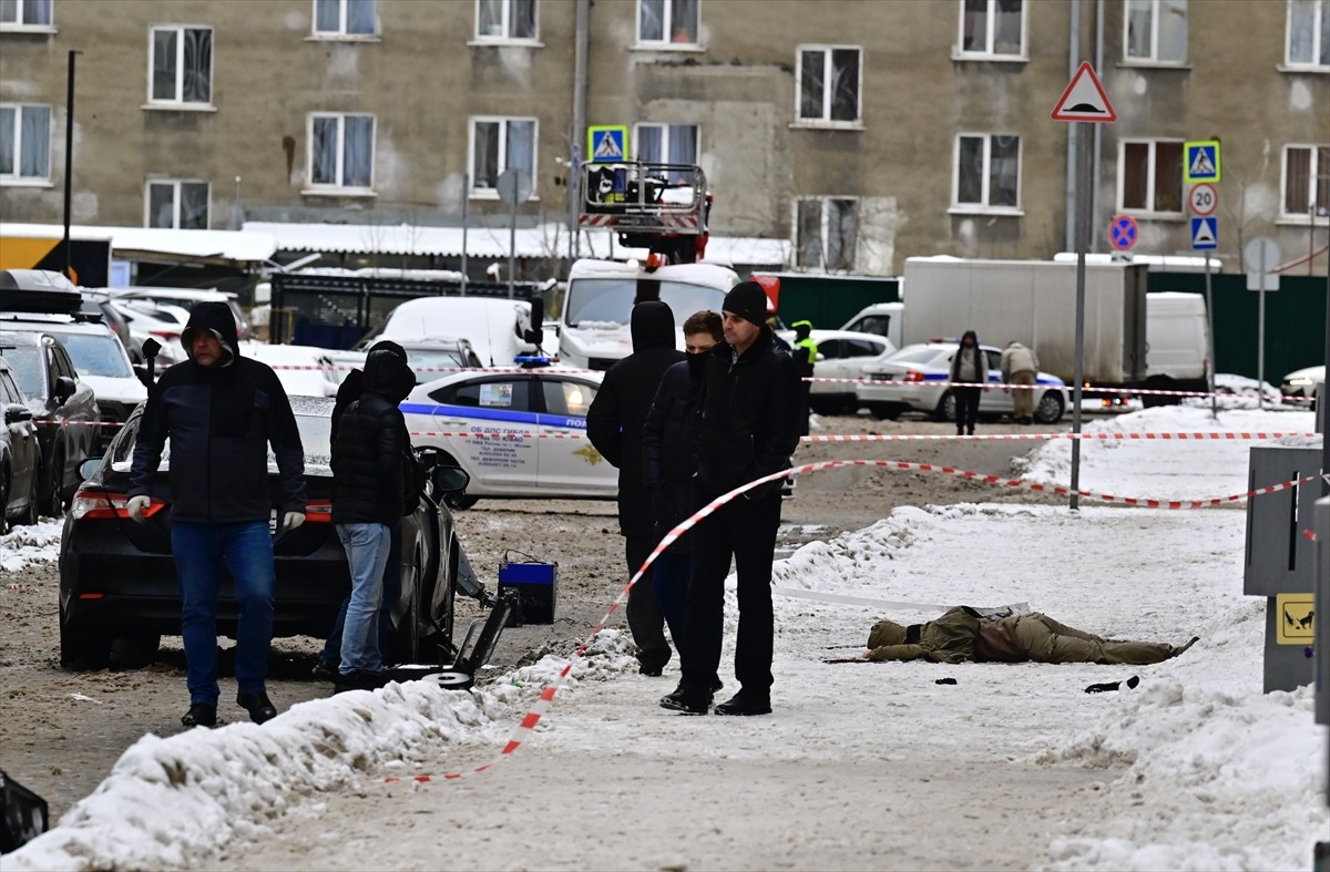 Rusya’nın başkenti Moskova’da bir apartman girişinde yaşanan patlamada Rusya Silahlı Kuvvetleri...