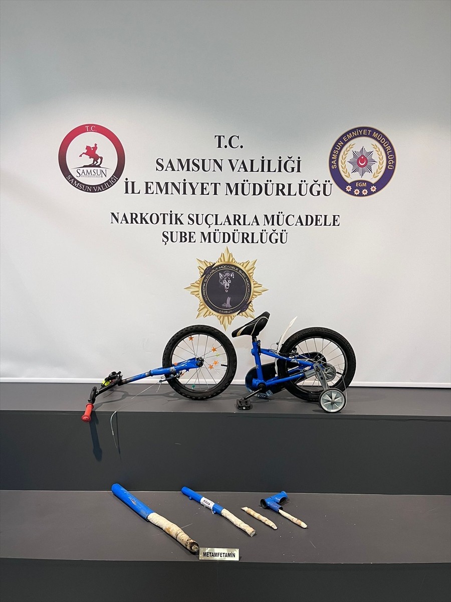 Samsun'un Terme ilçesinde bisikletin gövde ve gidon kısmında uyuşturucu ele geçirildi, 2 şüpheli...