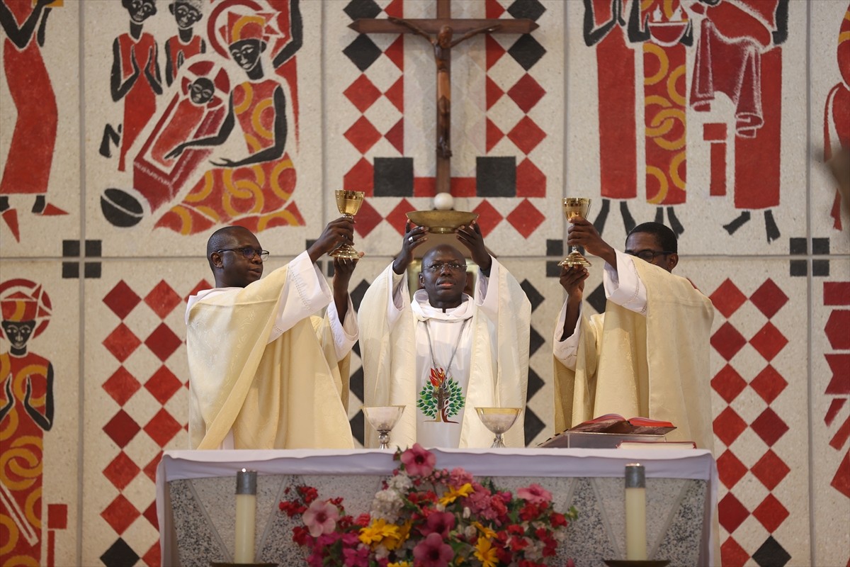 Senegal'de Başkent Dakar'a yaklaşık 50 kilometre mesafedeki Keur Moussa köyündeki ünlü Keur Moussa...