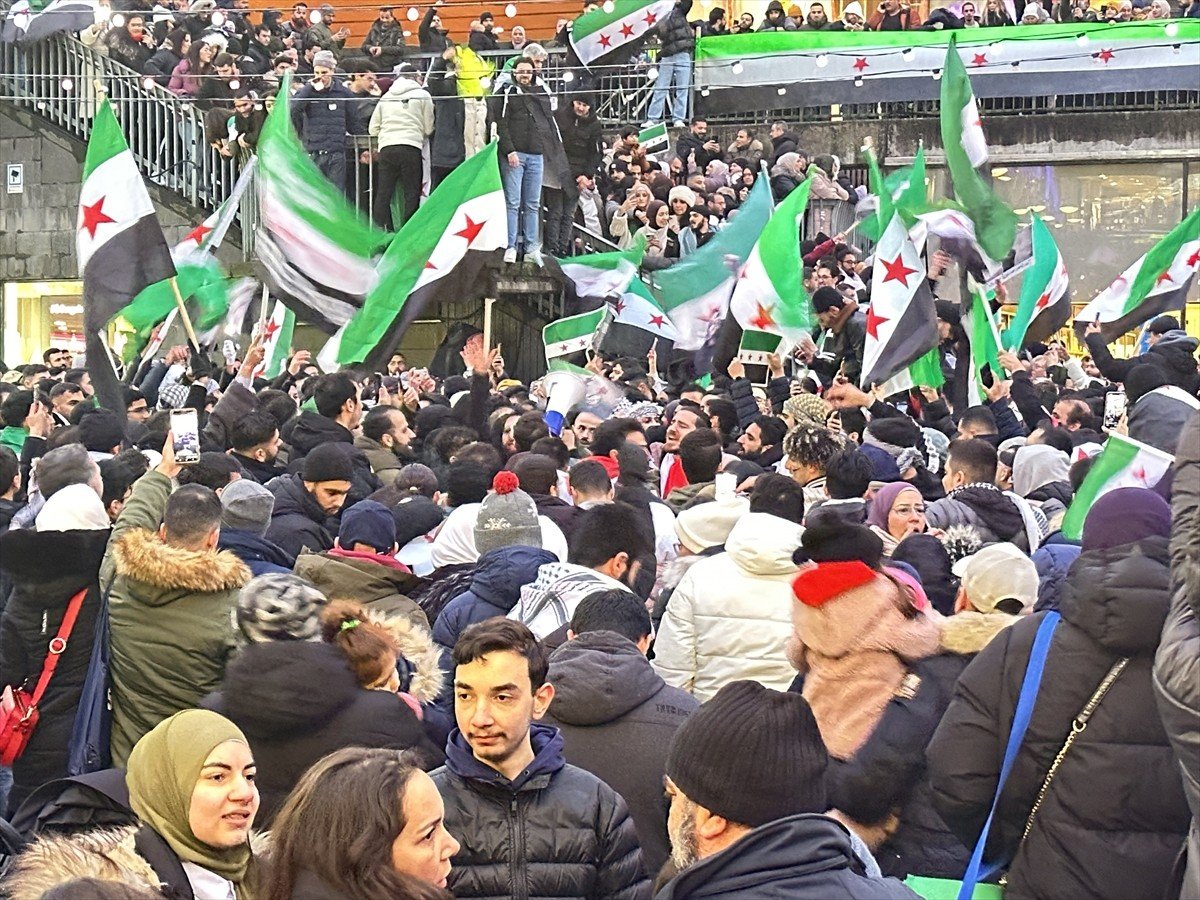 Suriye'deki 61 yıllık Baas rejiminin devrilmesinin ardından İsveç'in başkentti Stockholm'de...