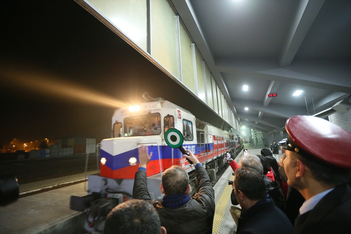 Tarihi Ankara Garı'ndan bu sezonun ilk seferine başlayan Turistik Doğu Ekspresi, yaklaşık 32,5...