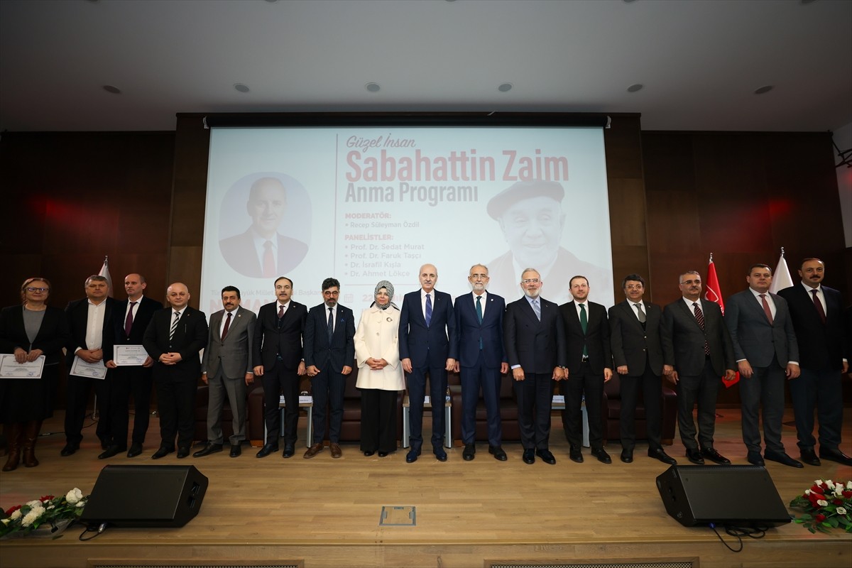 TBMM Başkanı Numan Kurtulmuş, Kuzey Makedonya'nın başkenti Üsküp'teki Uluslararası Balkan...