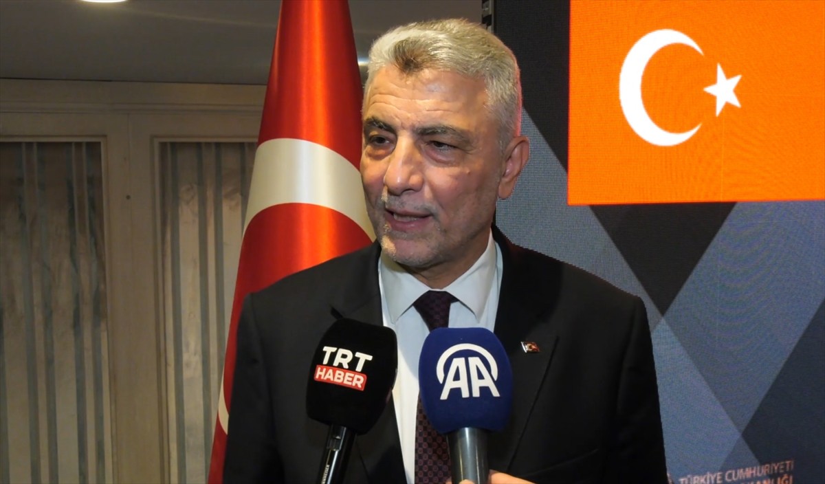 Ticaret Bakanı Ömer Bolat, İran'ın başkenti Tahran'da düzenlenen Türkiye-İran Karma Ekonomik...